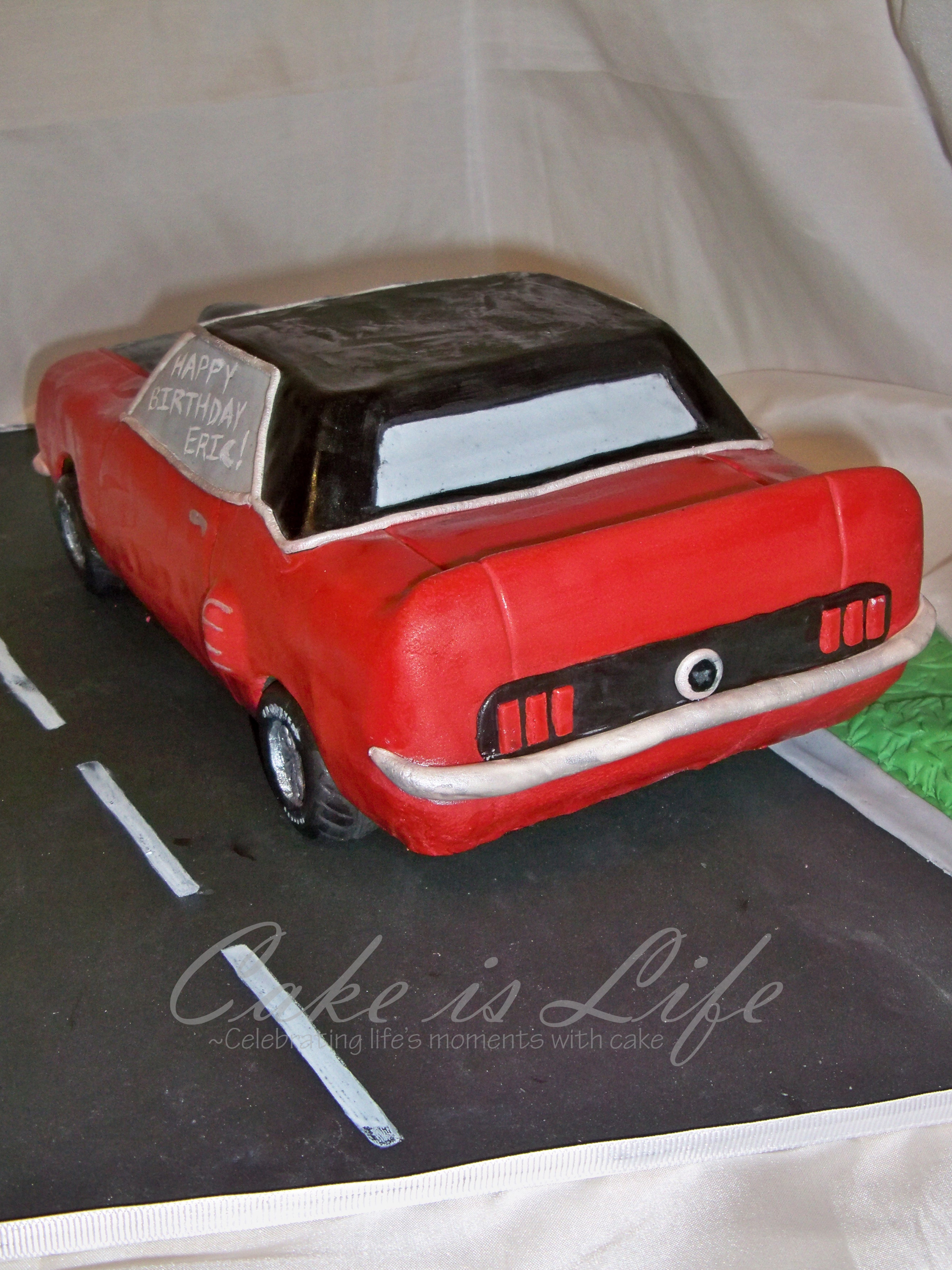 Ford Mustang cake | Cars birthday cake, Mustang cake, Motorcycle birthday  cakes